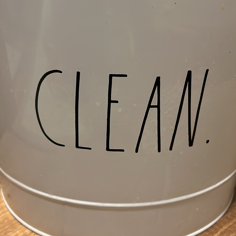 New Rae Dunn Clean Bucket - Picture 2 of 6